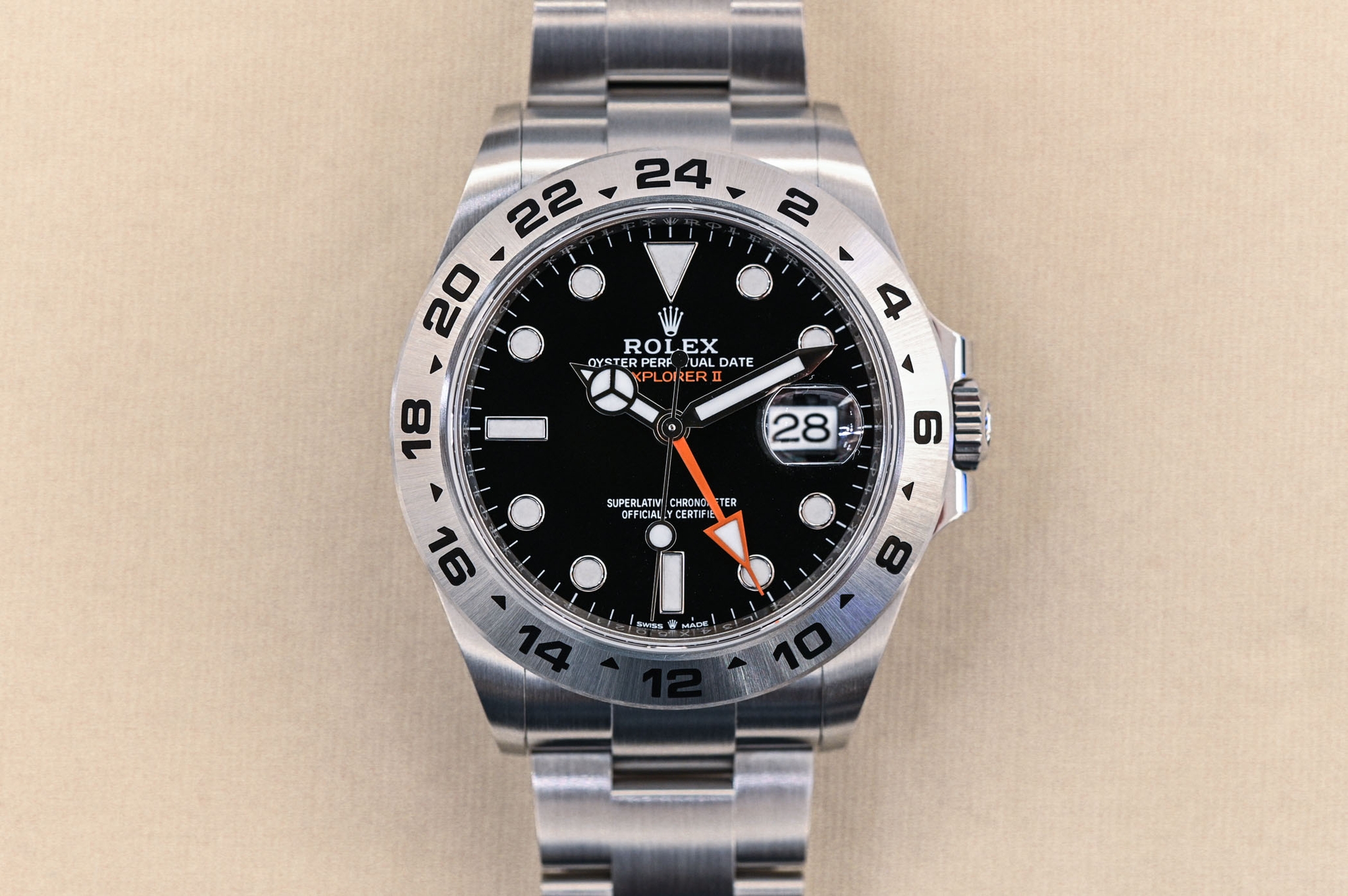 đồng hồ Rolex Explorer II 226570