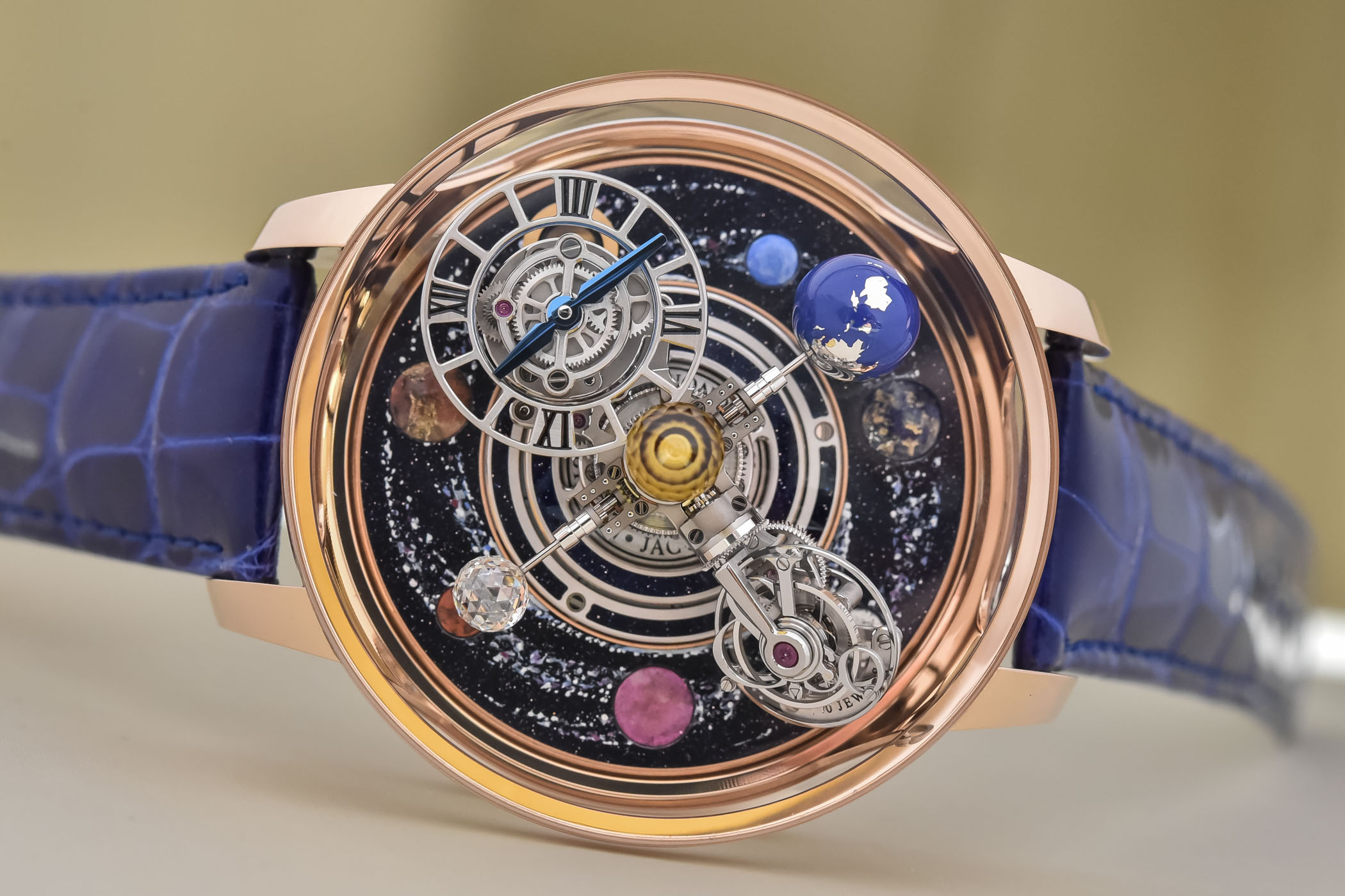 Đồng hồ Jacob & Co. Astronomia Tourbillon Typhoon: Tốc độ có phải điểm duy nhất?
