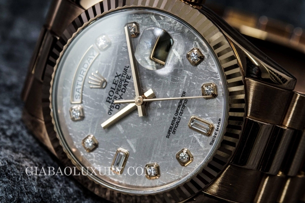 Review đồng hồ Rolex Day Date 118235 mặt số đá thiên thạch