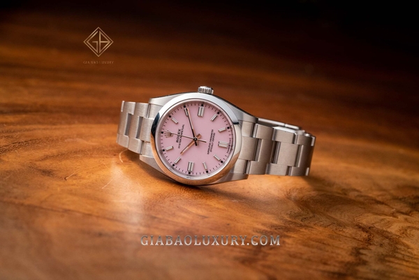Review đồng hồ Rolex Oyster Perpetual 126000 Hồng Candy