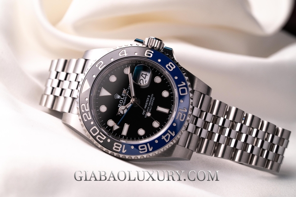 Review đồng hồ Rolex GMT-Master II 126710BLNR