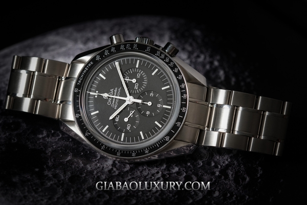 Review đồng hồ Omega Speedmaster Moonwatch Professional Chronograph 42mm