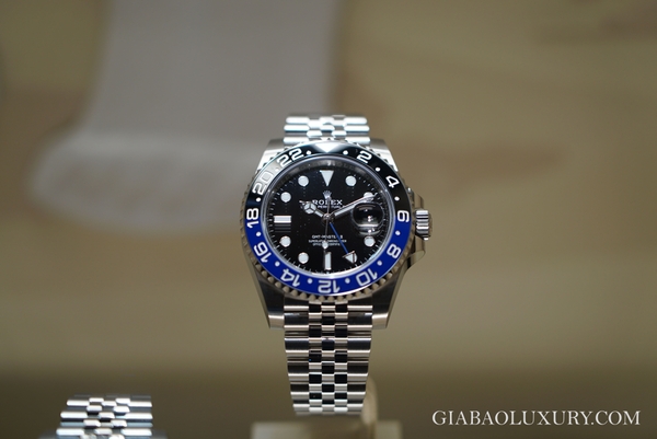 Giới thiệu đồng hồ Rolex GMT-Master II 126710BLNR
