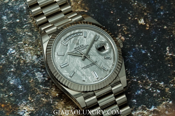 Review đồng hồ Rolex Day-Date 40 228239 mặt số đá thiên thạch