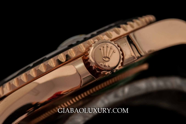 Bí mật về những chấm nhỏ trên núm vặn chỉnh giờ của đồng hồ Rolex