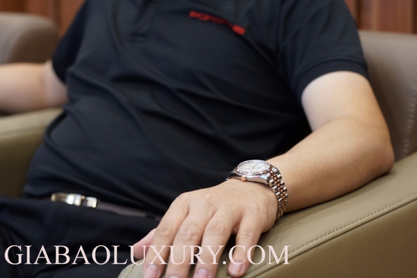 Lời cám ơn tới khách hàng – Anh Tùng mua đồng hồ Rolex Oyster Perpetual Datejust 116231 mặt số khảm trai