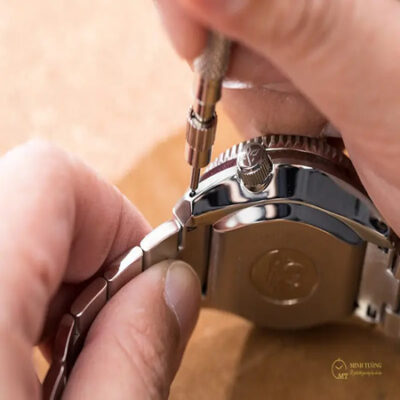 Hướng dẫn cách tháo đồng hồ đeo tay chỉ trong 5 phút