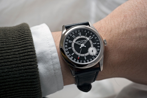 Điều đặc biệt của mẫu đồng hồ Patek Philippe Calatrava 6006g được giới thiệu tại Baselworld 2016
