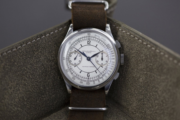 Chiếc đồng hồ tuyệt vời Patek Philippe 530 Sector Dial tại phiên đấu giá Christie