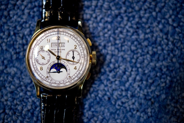 Những mẫu đồng hồ vạn niên đắt giá của Patek Philippe